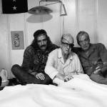 Dennis Hopper, John Ford and John Huston in bed together (Victor Skrebneski, 1971)