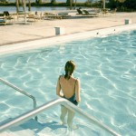 “Ginger Shore, Causeway Inn, Tampa, Fla., Nov. 17, 1977” by Stephen Shore